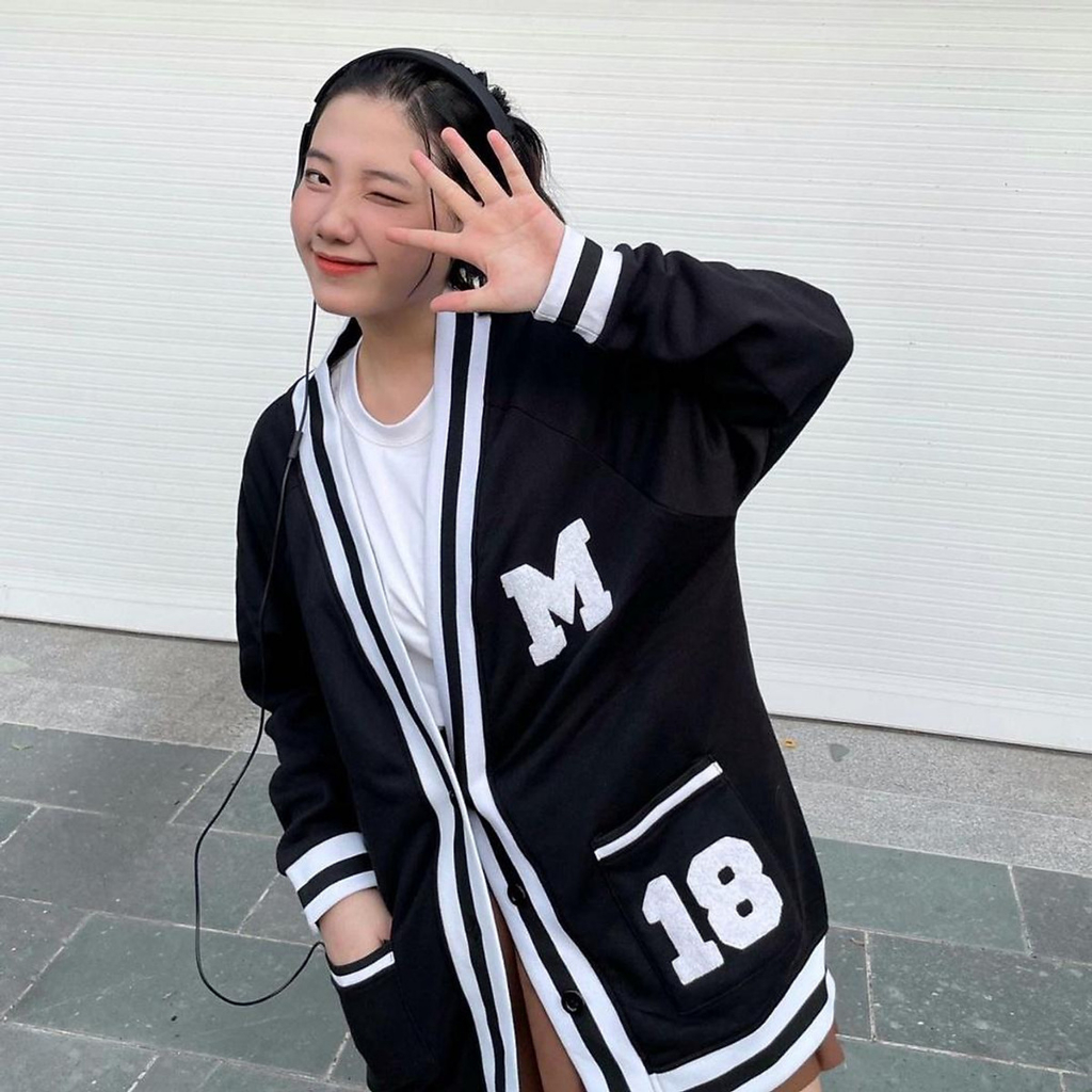 Áo Khoác Nỉ Cardigan nam nữ MARCUS 18 nút gài form rộng unisex chất liệu vải Nỉ Bông Mềm Mịn Màu Đen - ANH KHOA