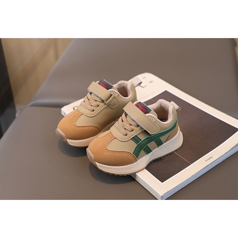 Giày Thể Thao Cho Bé, Giày Thể Thao Quai Dán Cho Bé 2 Màu Be, Nâu mã 8925
