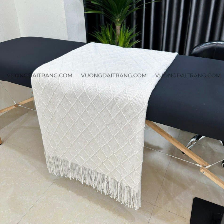 Chăn Len Lông Cừu vintage dùng cho spa, phun xăm thẩm mỹ kích thuớc 130cm x 150cm