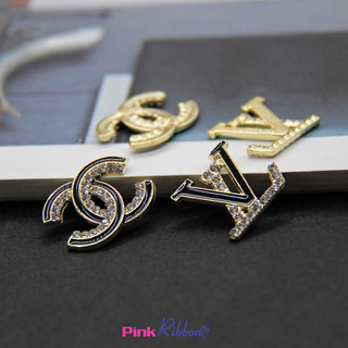 Charm chữ biểu tượng đính đá nhí