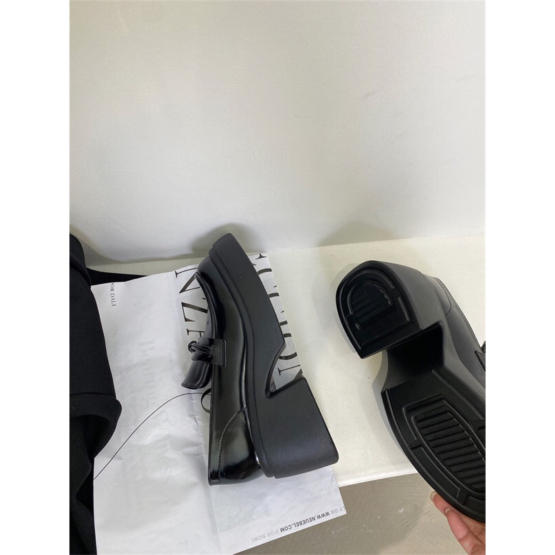 Giày lười mũi tròn đế cao 7cm