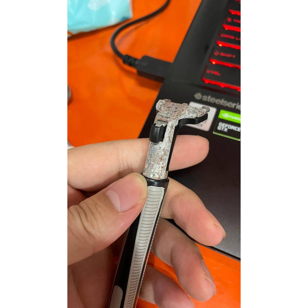 THANH LÝ Dao Cạo Râu 36 Lưỡi & Kem Cạo Râu