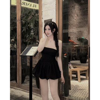 Đầm trắng ống ngực nơ phồng