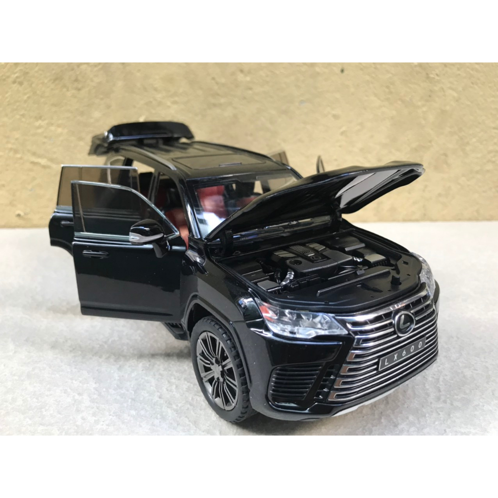 Xe mô hình LEXUS LX600 2024 1:24