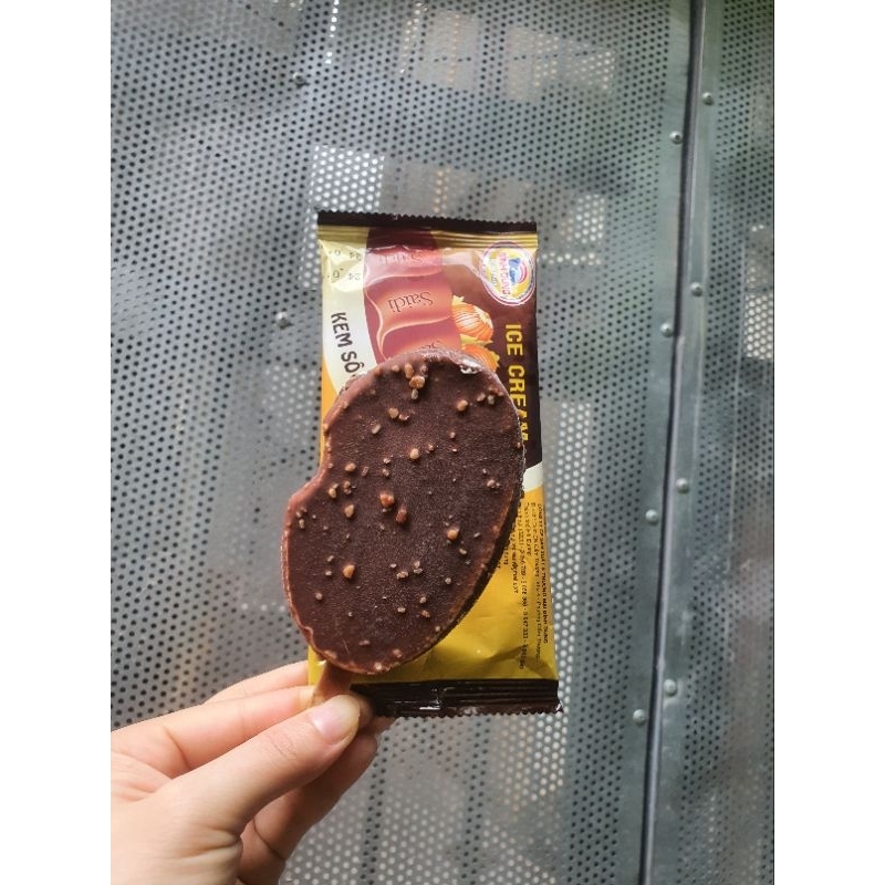 Kem Socola Hạnh Nhân Vò Giòn