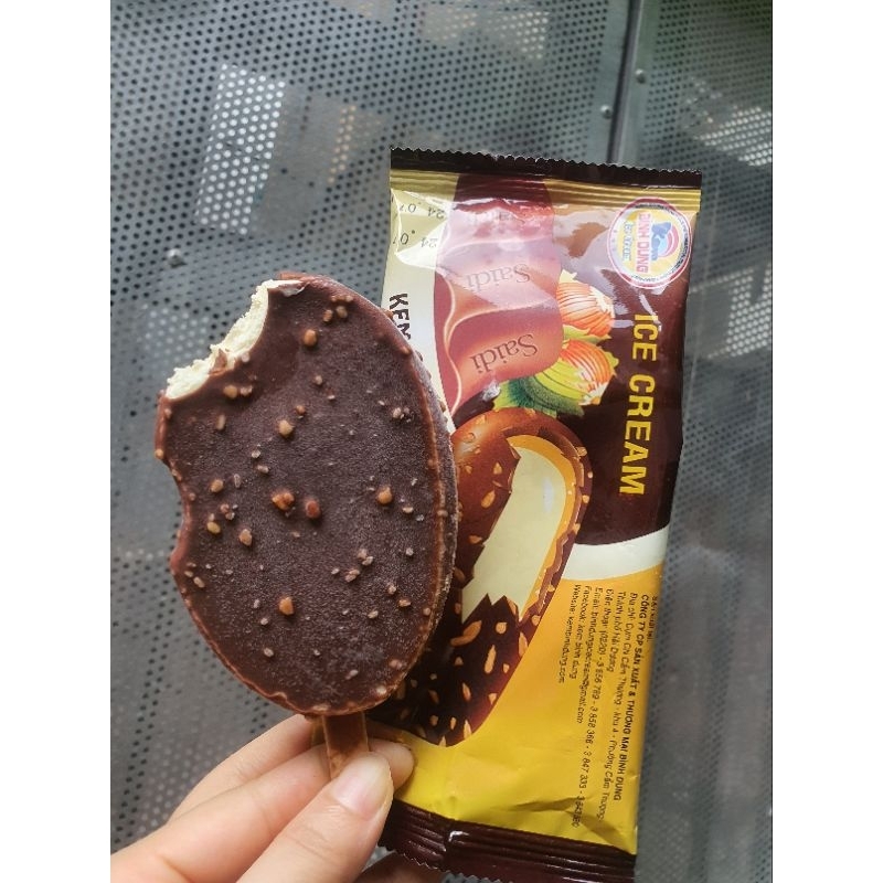 Kem Socola Hạnh Nhân Vò Giòn