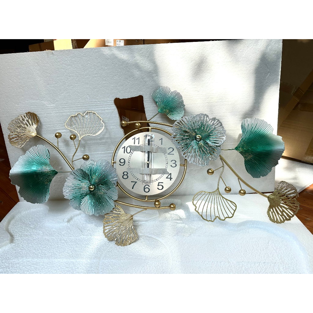 Đồng hồ treo tường kim trôi hoa xanh 2111 cho phòng khách đẹp