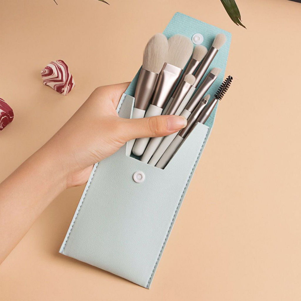 BỌ CỌ TRANG ĐIỂM 8 MÓN TIỆN DỤNG