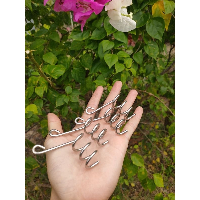 PÁT LÒ XO KẸP DÂY DẦU INOX 304