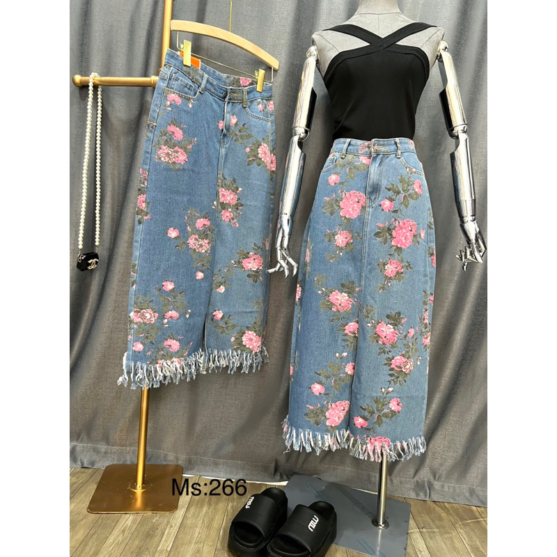 Chân váy jeans hoa tua rua mẫu mới chuản mẩu ảnh