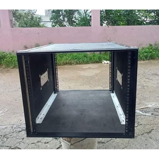 Case tủ máy không nắp , khong banh xe 8u viền nhôm đen giá 800k/1 cái