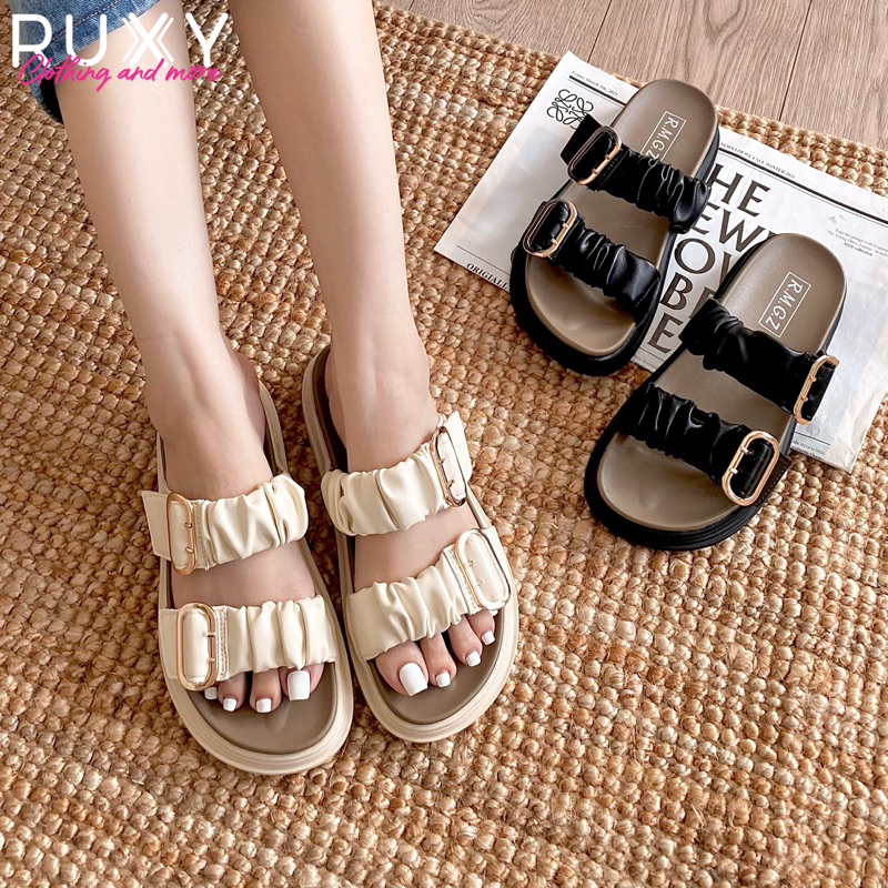 Dép Nữ Da 2 Quai Dúm Đai Cài Sắt Đế Cao Su 3cm Ruxy Đen_Trắng  G61109-7