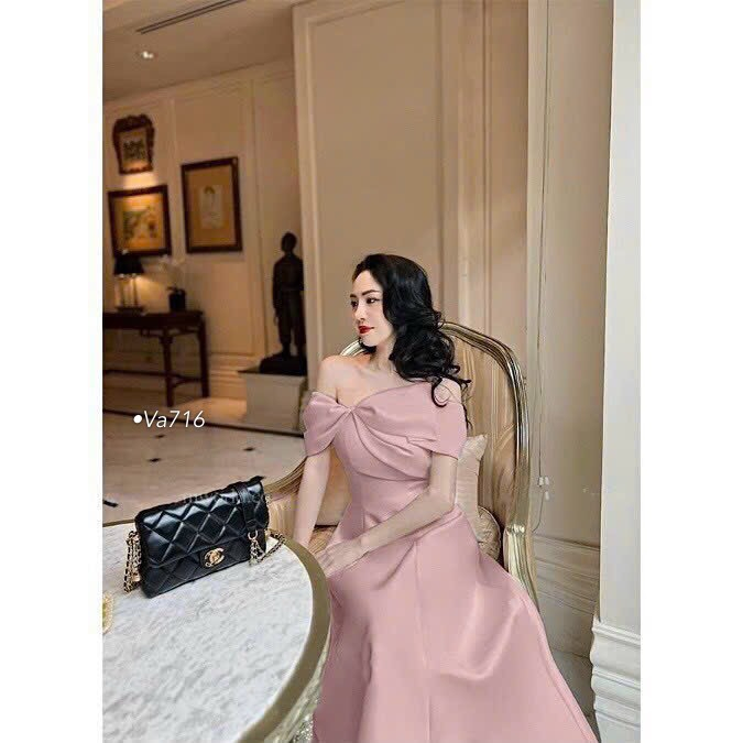 VA716  ĐẦM TAFTA XẾP LỆCH NƠ TRỄ VAI