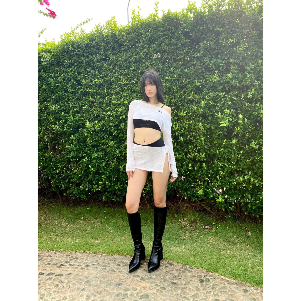 Set bộ bikini 4 món siêu hot kèm áo khoác siêu xinh