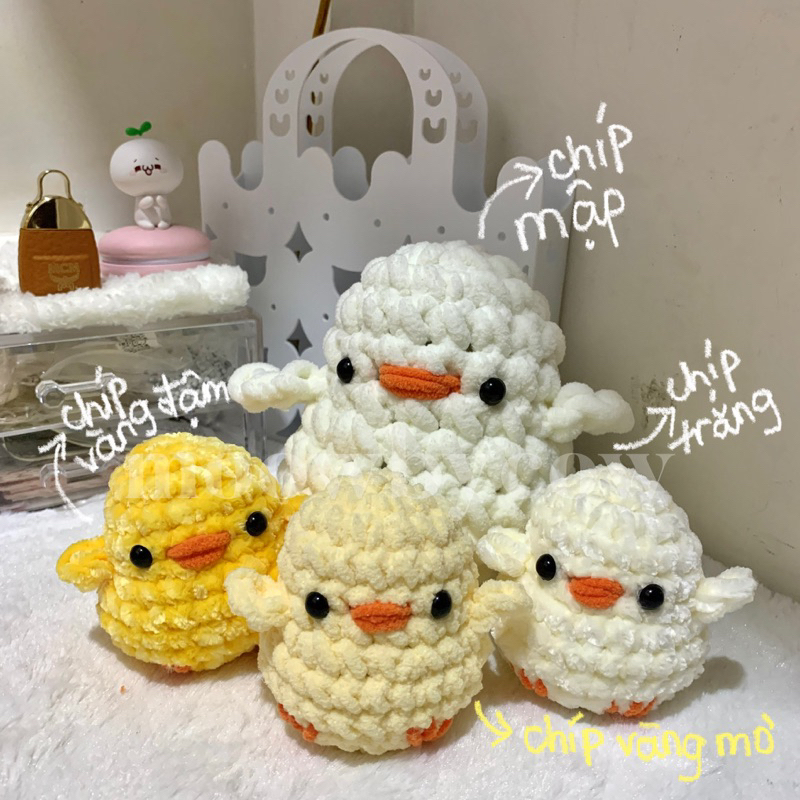 Móc Khoá Gà Con Bằng Len Nhung