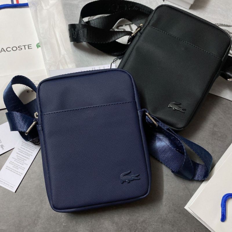 TÚI NAM ĐEO CHÉO Mini DÁNG ĐỨNG DA SƯỚT LAC0STE XK