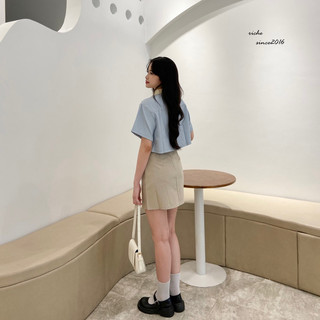 Chân váy ngắn xẻ màu be