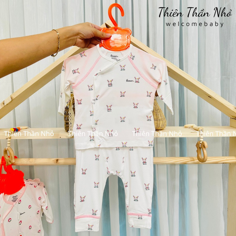 Bộ Avaler dài tay sơ sinh sợi tre cao cấp cài chéo bé trai bé gái chính hãng Mẹ Sâu Kiu DTSS001