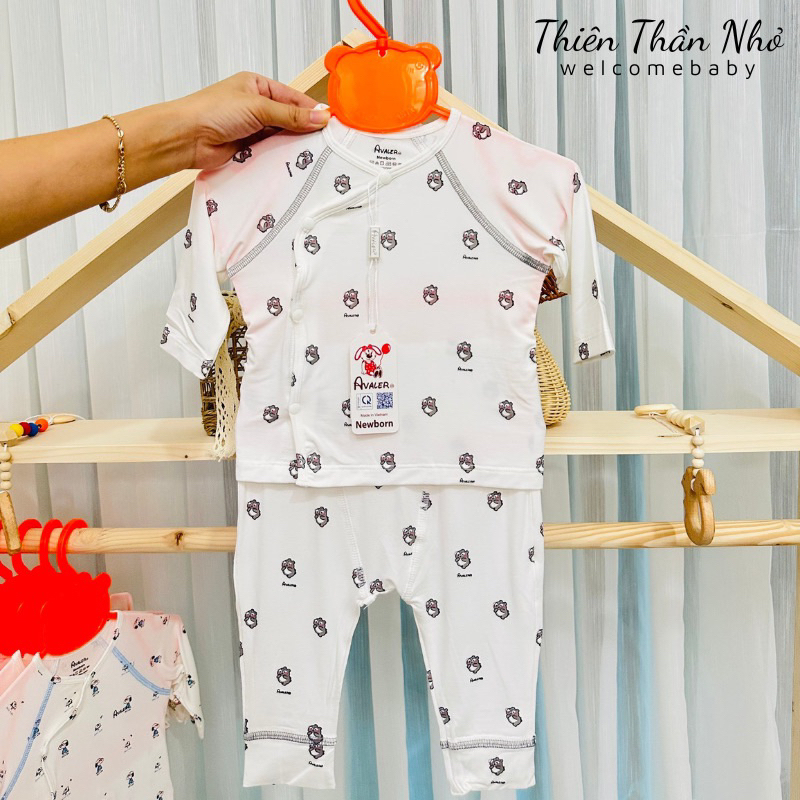 Bộ Avaler dài tay sơ sinh sợi tre cao cấp cài chéo bé trai bé gái chính hãng Mẹ Sâu Kiu DTSS001