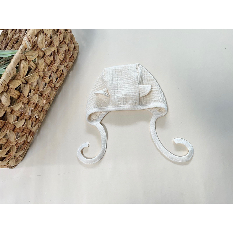 Mũ Bonnet chất liệu xô muslin hoạ tiết xinh xắn cho bé