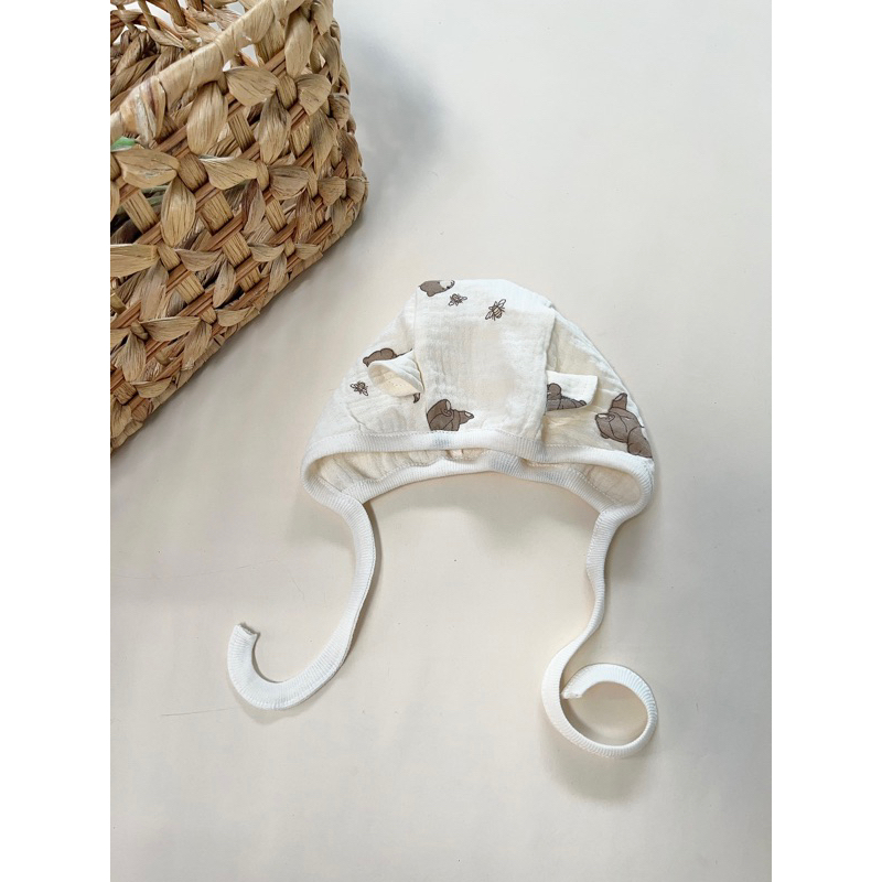 Mũ Bonnet chất liệu xô muslin hoạ tiết xinh xắn cho bé