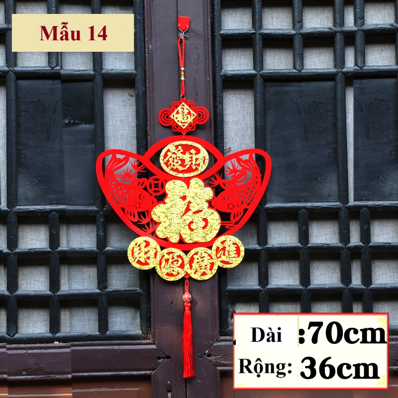 Chữ Phúc treo cửa ngày Tết