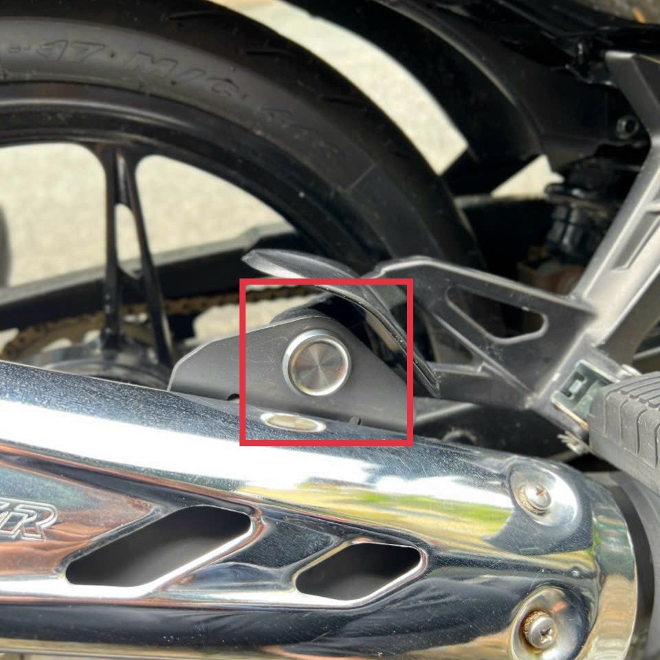 Ốc Treo Pô Sau Inox CTS Mẫu V3 Ngược  Cho Exciter 135 4s , Ex 2010 Inox304