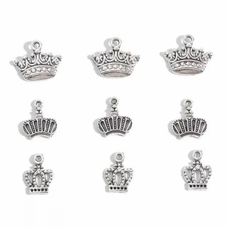 Charm vương miện, mặt dây chuyền hình vương miện kim loại