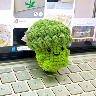 Móc khoá súp lơ bằng len 🥦