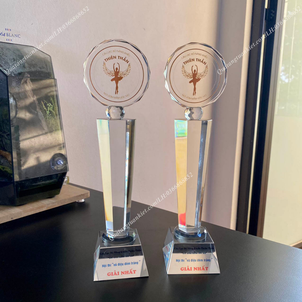 Cúp Pha Lê Cao Mặt Tròn P8