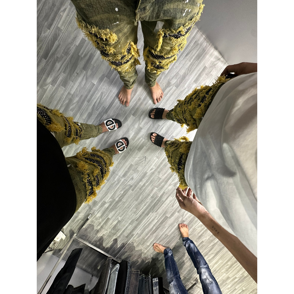 Quần dài nam amiri xanh bẩn vàng đính đá 4 cúc boy phố