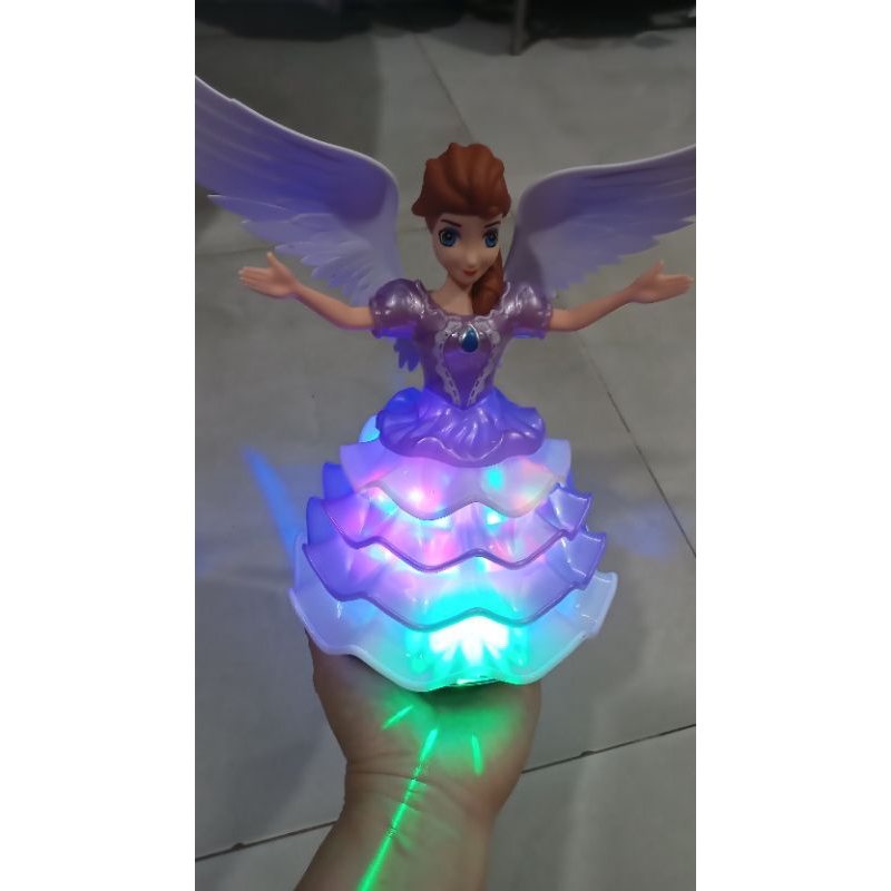 Lồng đèn công chúa cánh tiên