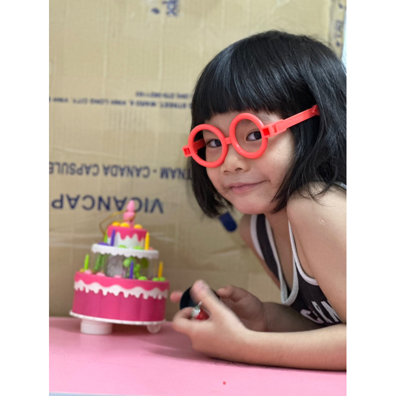 Lồng đèn bánh sinh nhật cho bé