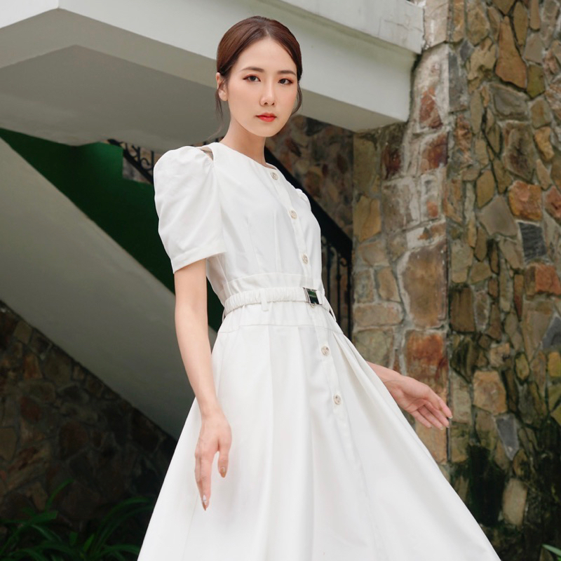 Váy cut out khoét vai dáng xoè thanh lịch Shoulder cut out dress Caffeine Studio