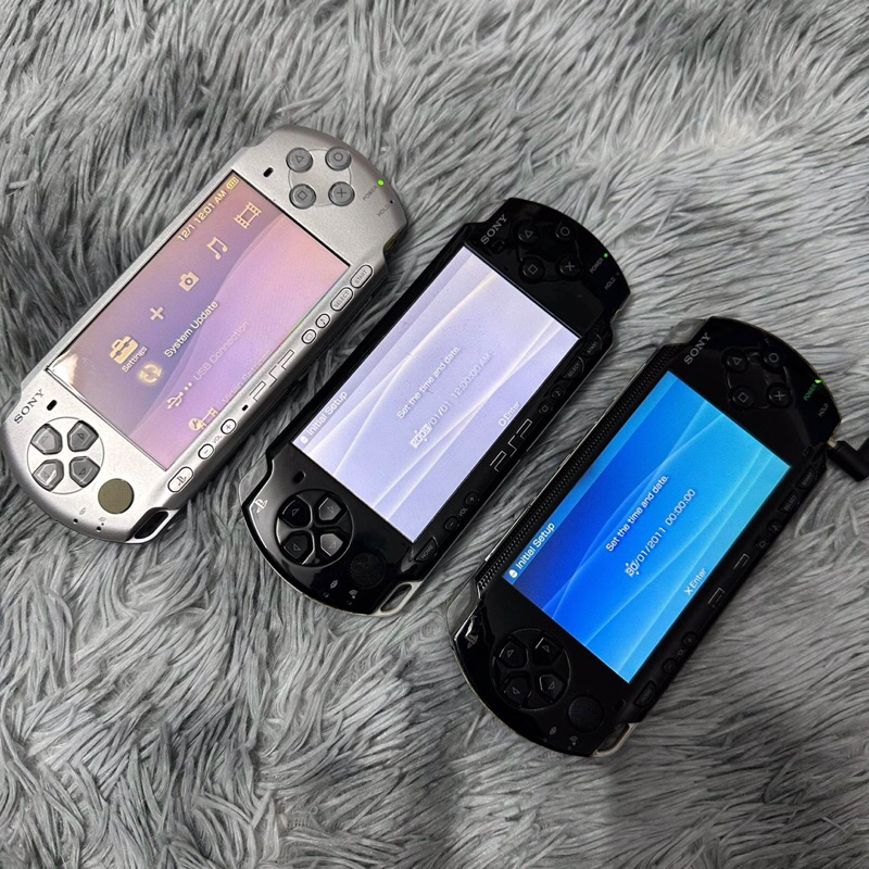 sony psp2000 kèm thẻ 32g full games hay | BigBuy360 - bigbuy360.vn