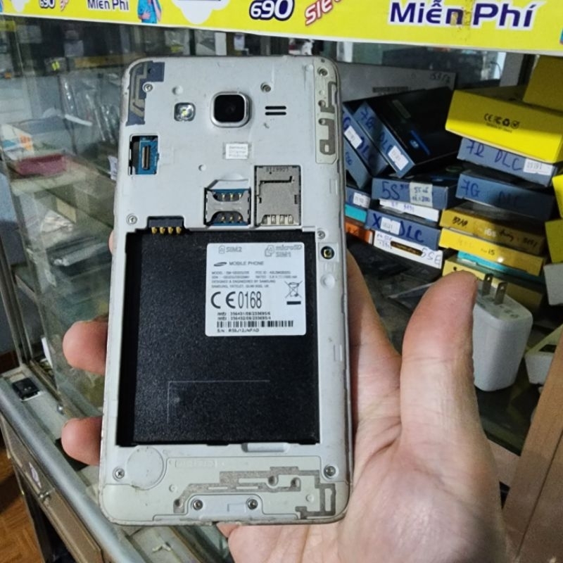 Main xác Samsung J2 Prime không lên màn hư