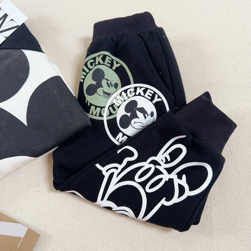 Set bộ nỉ da cá Mickey Za.ra đen trắng cho bé trai bé gái size từ 12-24 cân