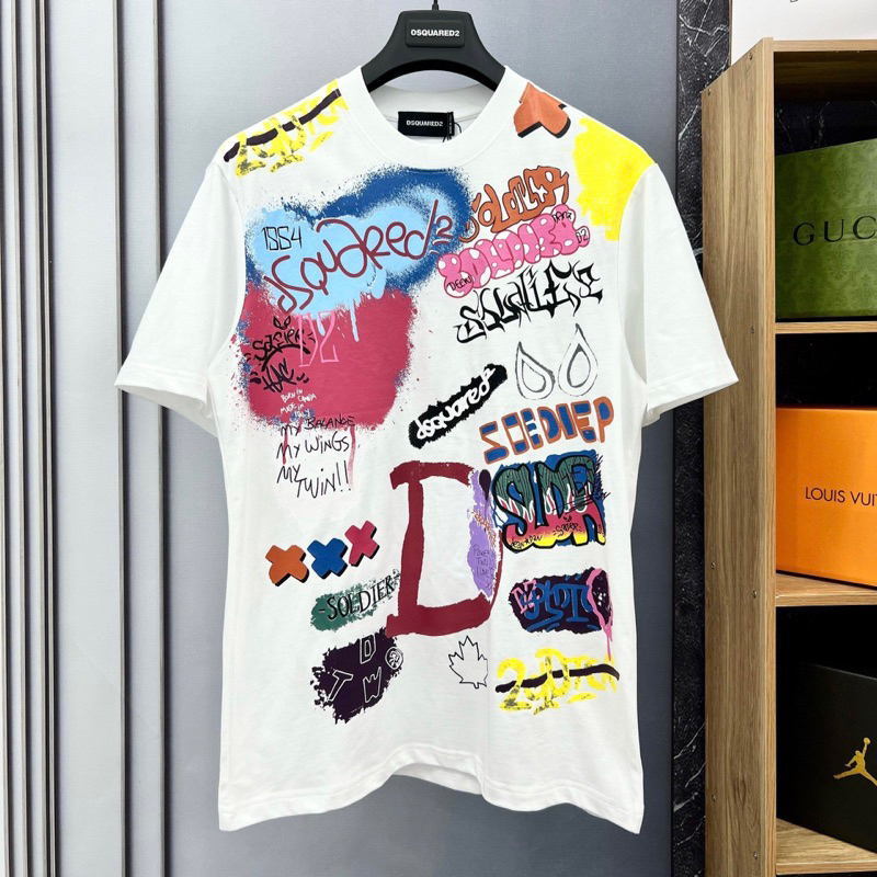 Áo Phông Nam Nữ In Chữ Dsq2 Hoạ Tiết Graffiti 7 Màu Hai Mặt Cổ Bo . Áo Thun Dành Cho CÁc Boy Phố Đi Chơi Cháy Phố