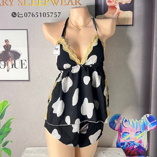 Bộ ngủ lụa có mút ngực CARY đồ ngủ đồ măc nhà 2 dây yếm đùi cute dễ thương