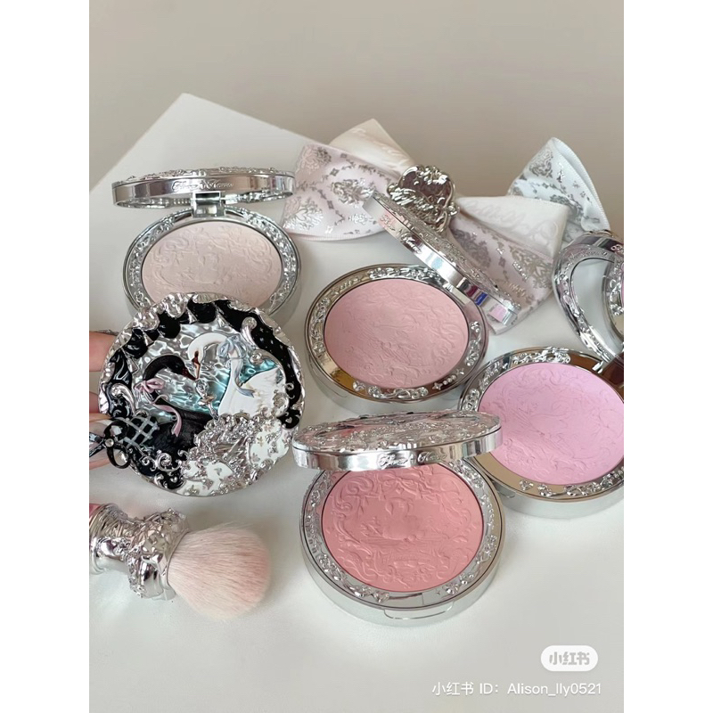 Cốp ALL-IN Flower Knows Bộ Sưu Tập Thiên Nga 2023