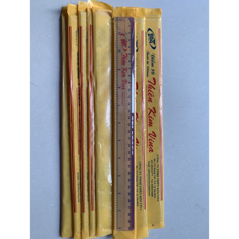 Thước Nhựa Cứng Kim Nguyên / Thiên Kim Vina 20cm