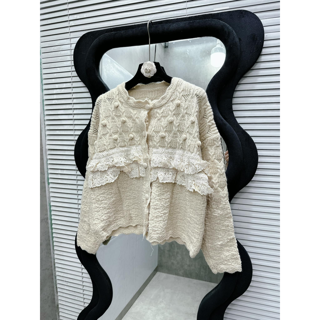 Áo khoác len be phối ren 2 tầng xinh