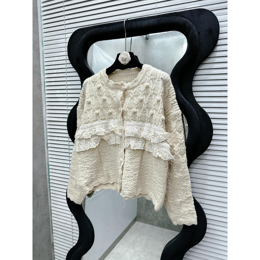 Áo khoác len be phối ren 2 tầng xinh