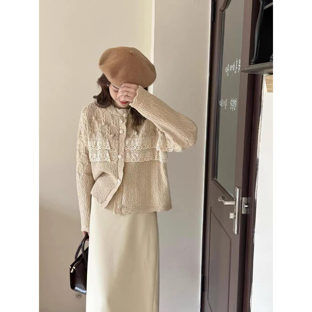 Áo khoác len be phối ren 2 tầng xinh