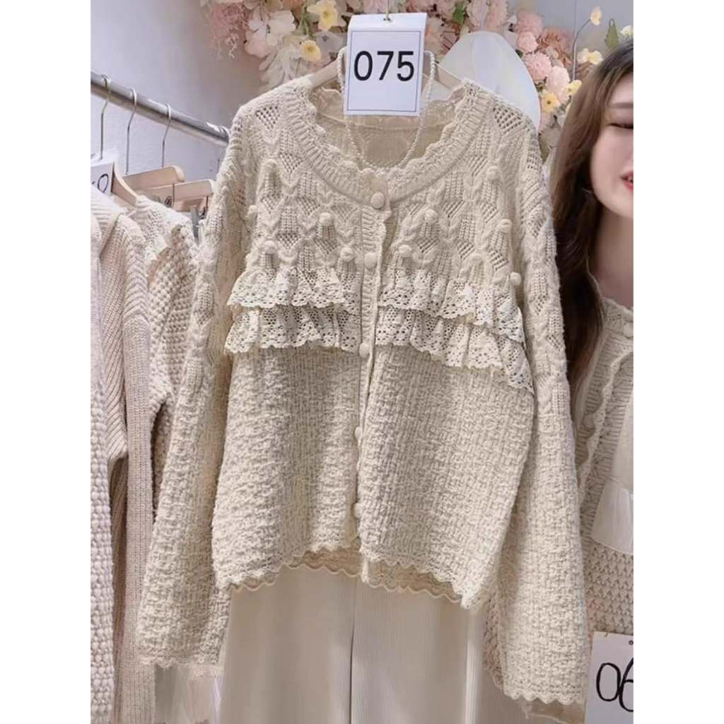 Áo khoác len be phối ren 2 tầng xinh