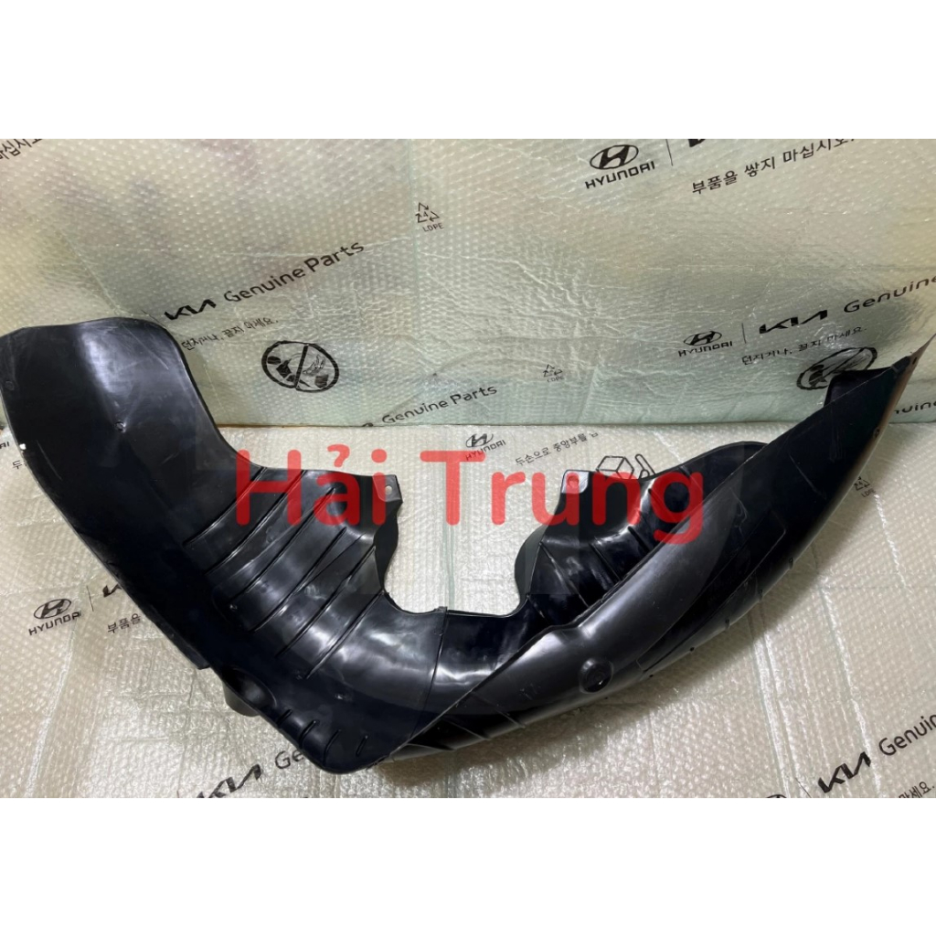 Chắn bùn lòng dè nhựa Hyundai Santafe 2019-2022 86821S1000