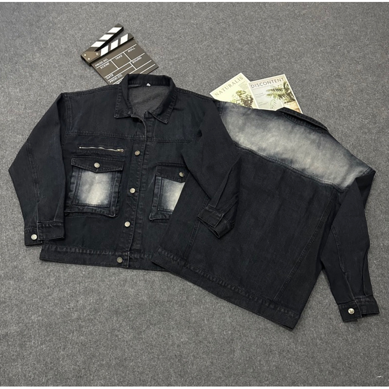 Áo Khoác Jeans Nam Nữ From Rộng Chất Vải Dầy Dặn Màu Đen Phối Xám, Thời Trang Unisex Phong Cách Trẻ Trung Năng Động