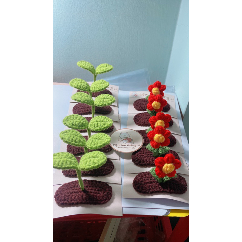 Kẹp tóc cây mầm xinh, hoa 5 cánh bằng len handmade