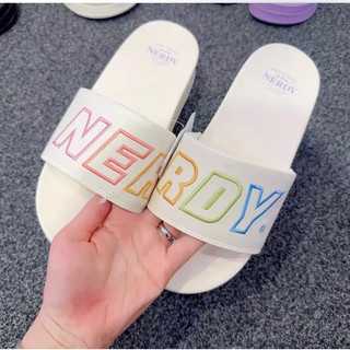 Dép quai ngang Nerdy Rainbow