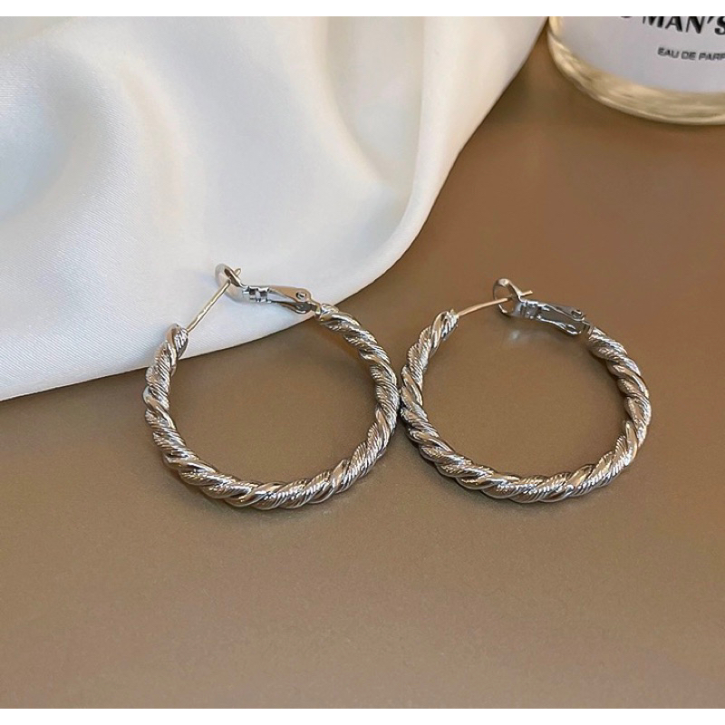 Bông tai khoen tròn xoắn đôi nhỏ 3cm , khuyên tai phong cách retro